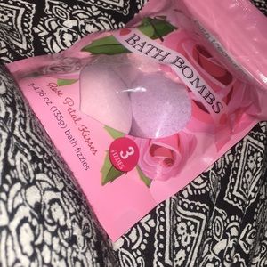 Free gift with purchase 💕